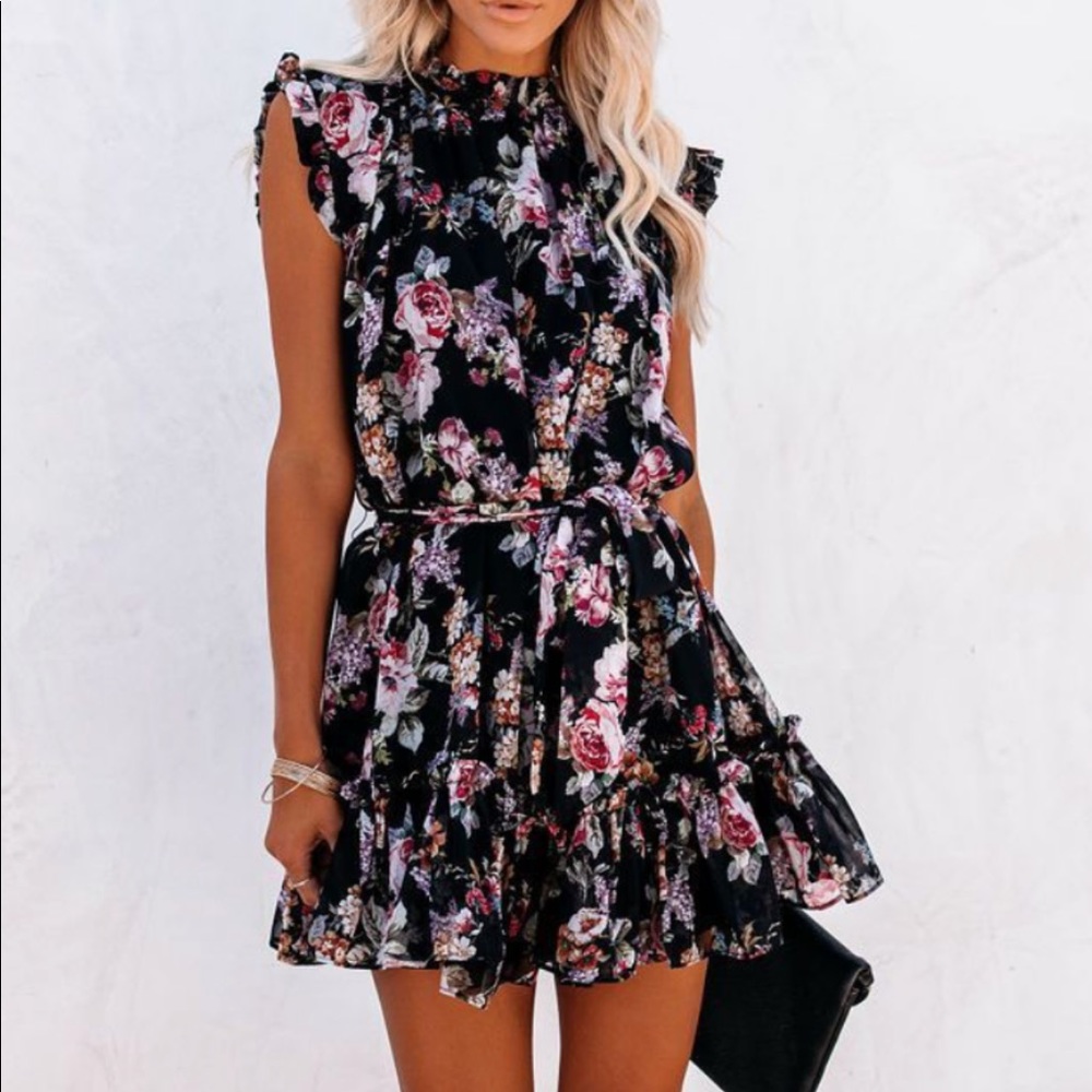 Vici Black Floral Short Belted Dress Medium